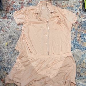 Gillian and O’Malley pajama short set